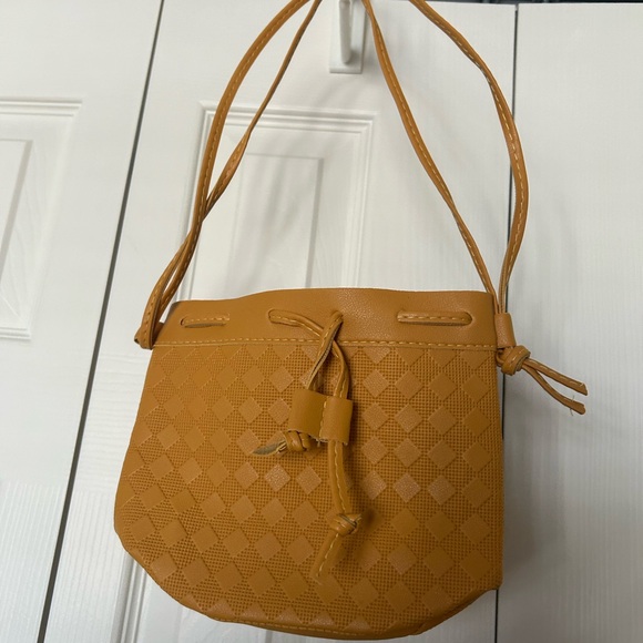 Textured Drawstring Bucket Bag - Tan - Picture 3 of 10